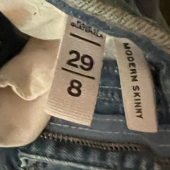 LOFT Jeans Used Excellent Condition - Picture 4 of 4